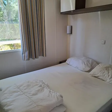 4 Personnes Sur Sur Propriete Privee Au Calme A 10 Mn Des Plages De Maxime Campsite